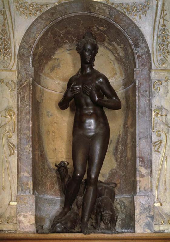 AMMANATI, Bartolomeo Russian goddess Staples